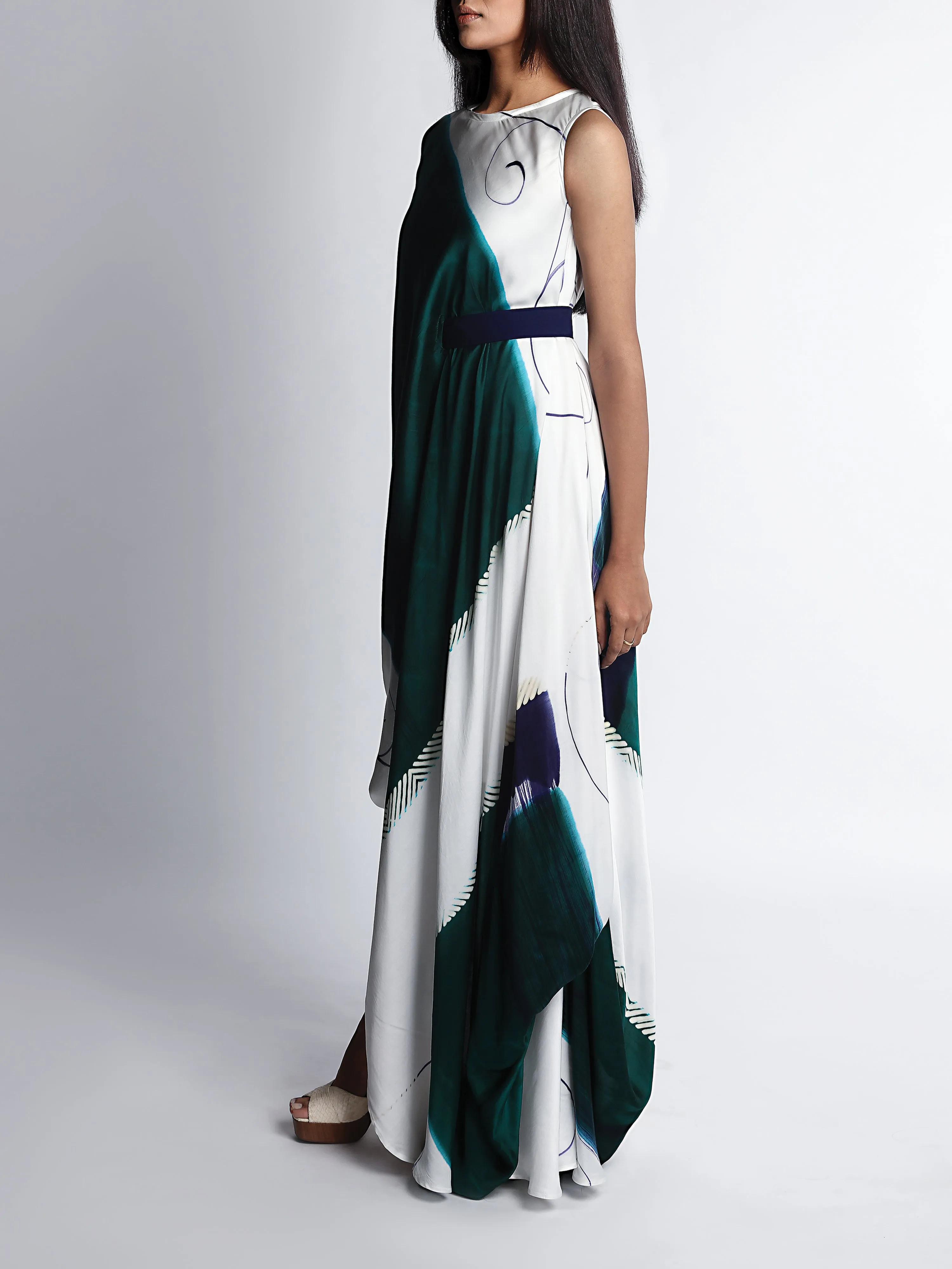 Abstract Printed Sleeveless Drape