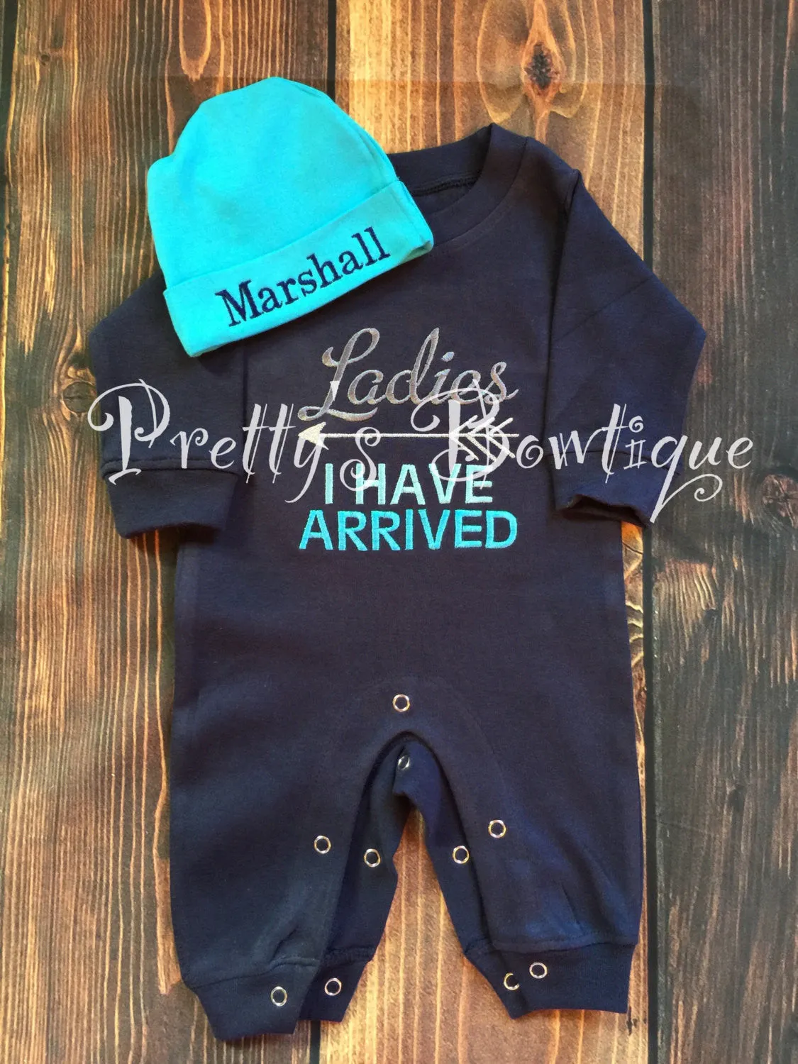 Baby Boy Coming Home Outfit -- Ladies i have arrived Romper & Hat with Embroidered Name