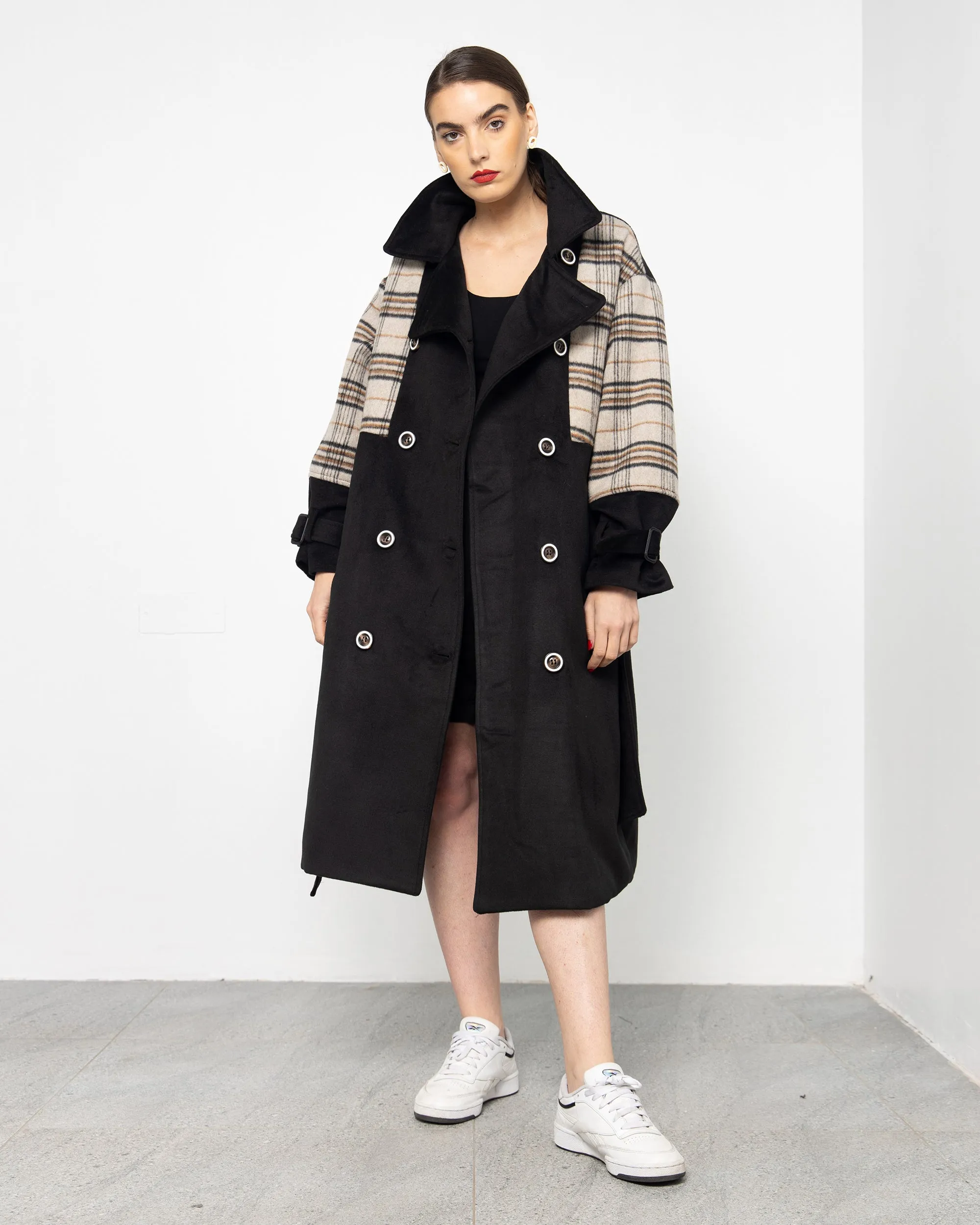 CHECKED SHOULDER BUTTONED WOOL COAT 2001 - كوت