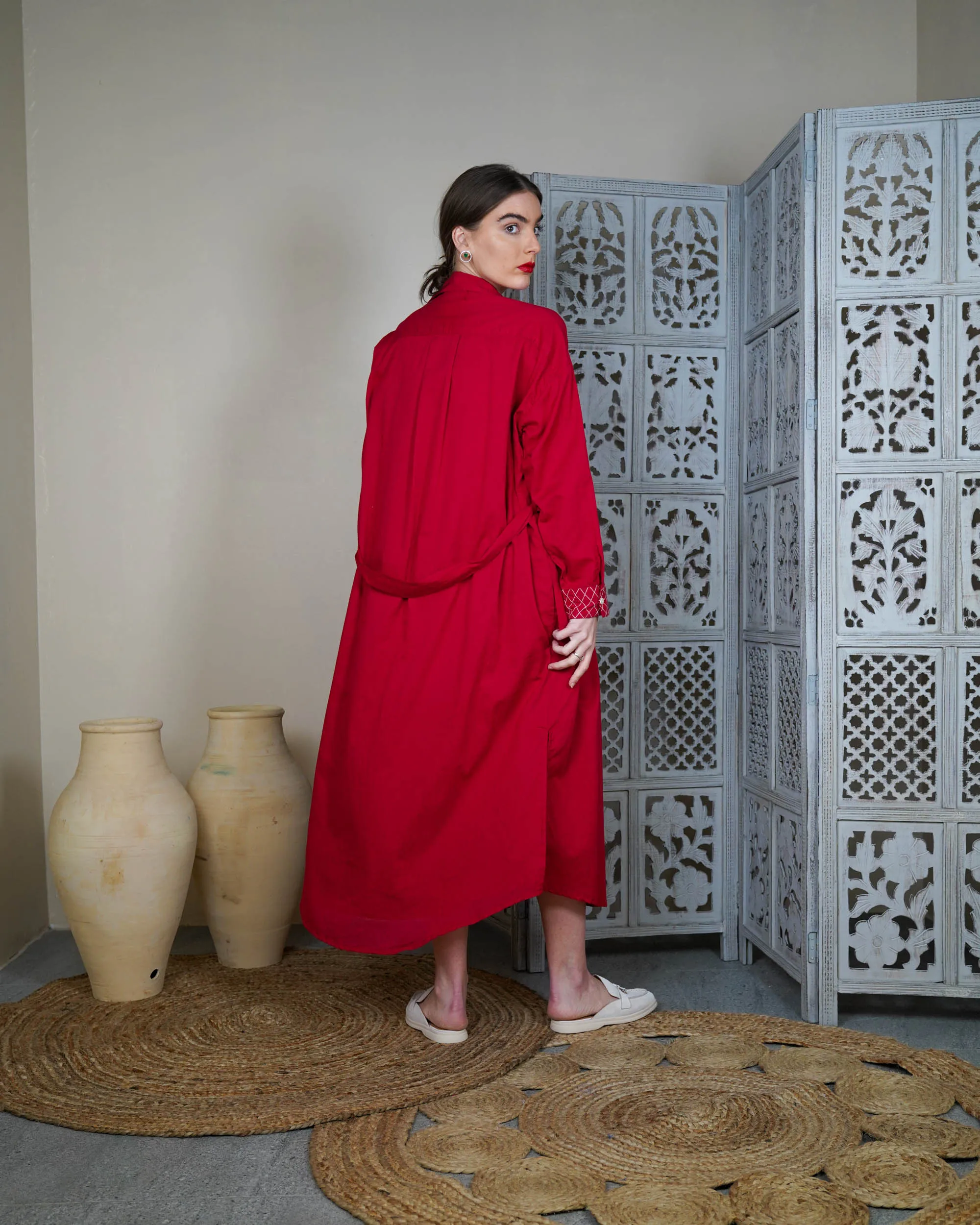 Collar Style with embroidered pocket and waist belted long sleeves with cuff embroidered cotton kaftan 3002 - قفطان