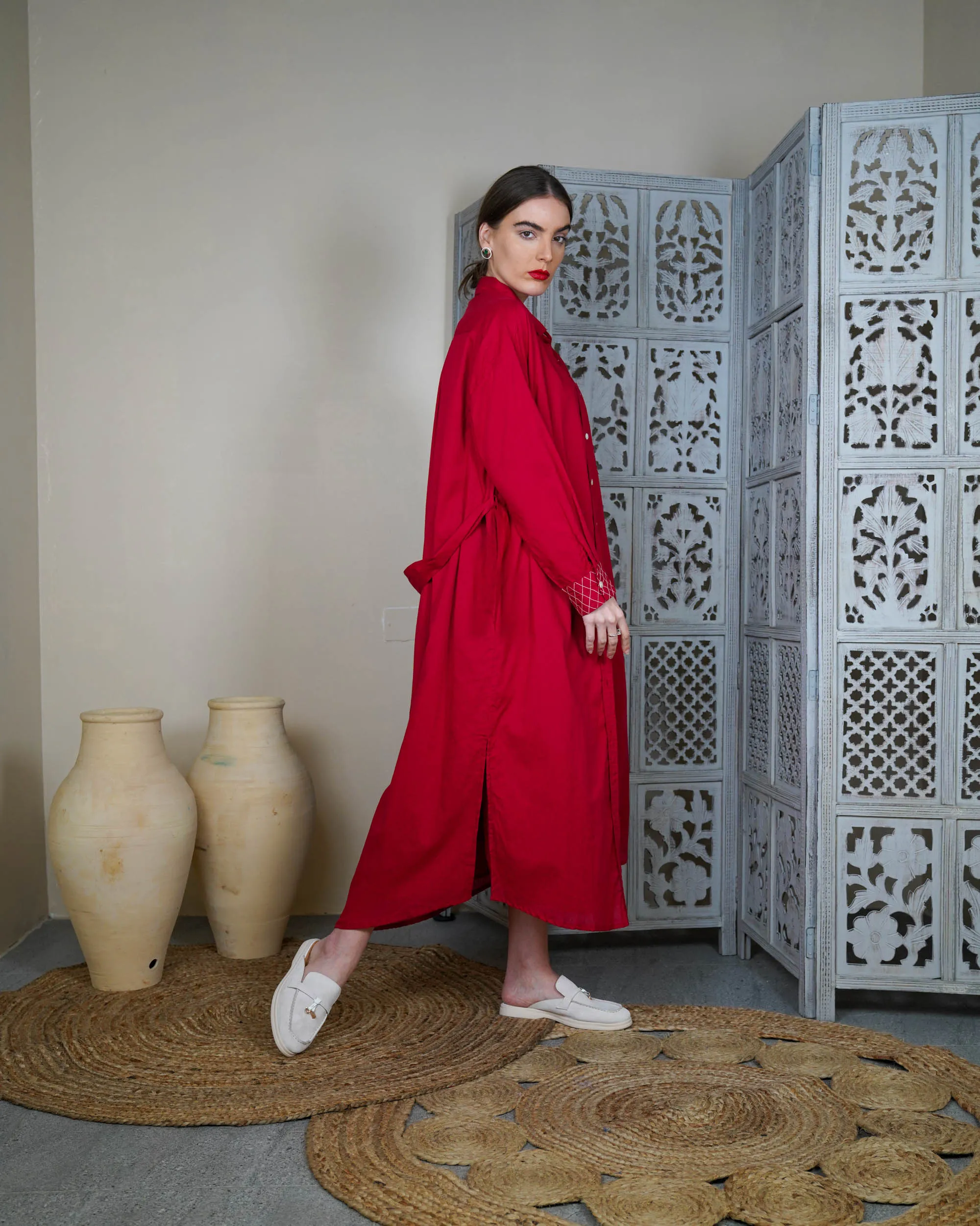 Collar Style with embroidered pocket and waist belted long sleeves with cuff embroidered cotton kaftan 3002 - قفطان