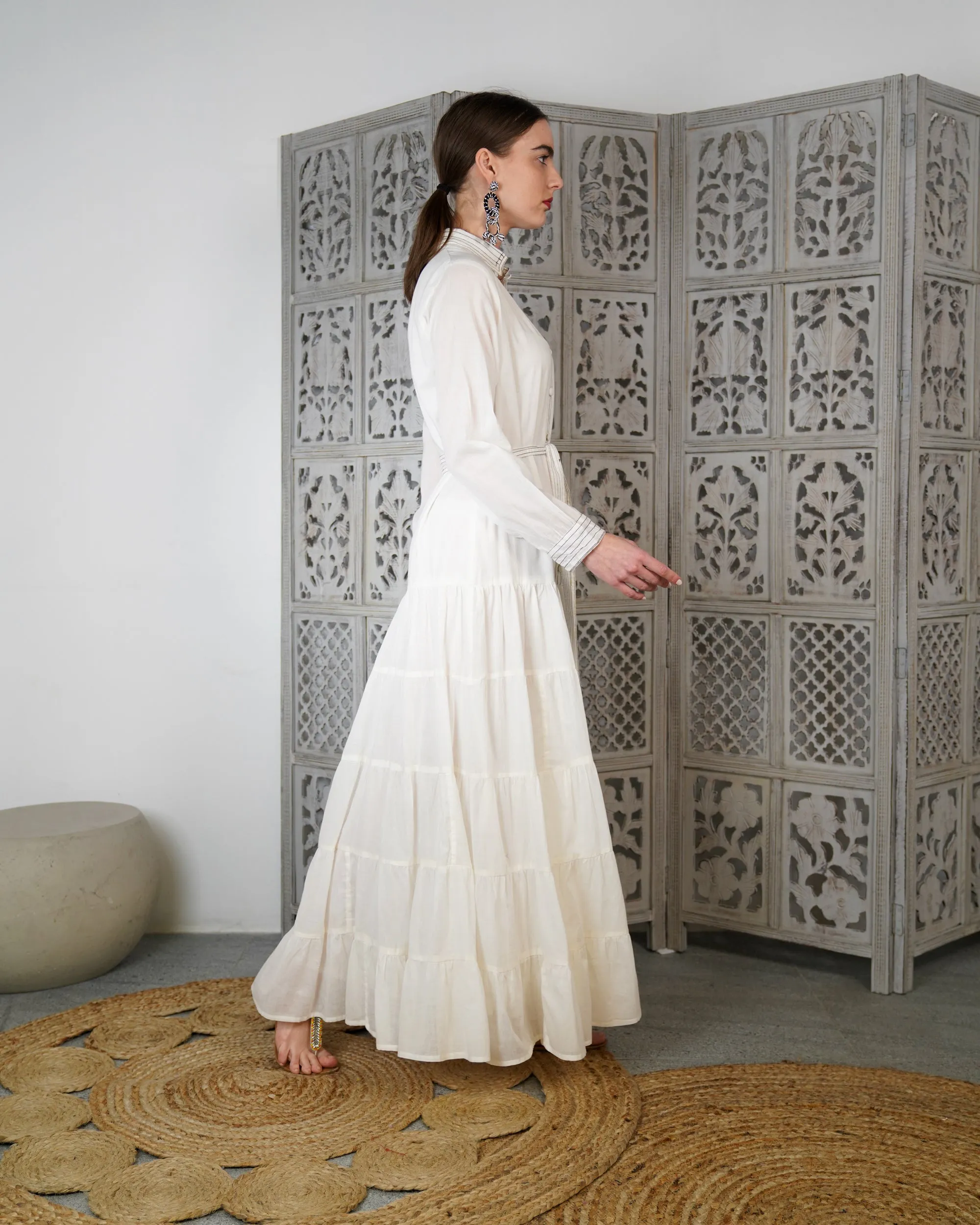 Embroidered collar with front stylish buttons and waist belted with gathered design cotton kaftan 2624 - قفطان