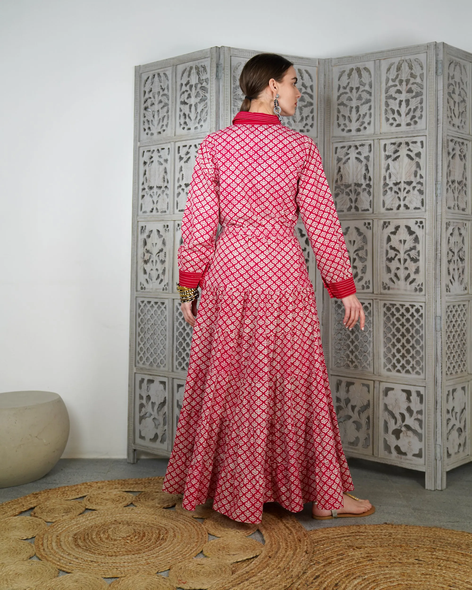 Embroidered collar with front stylish buttons and waist belted with gathered design cotton kaftan 2624 - قفطان