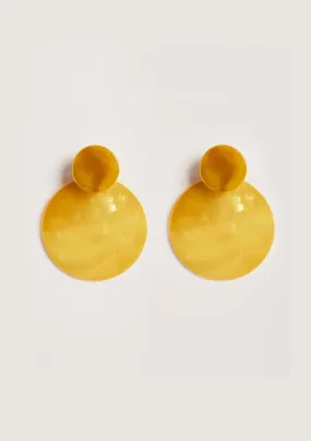 The Shell Earrings in Yellow