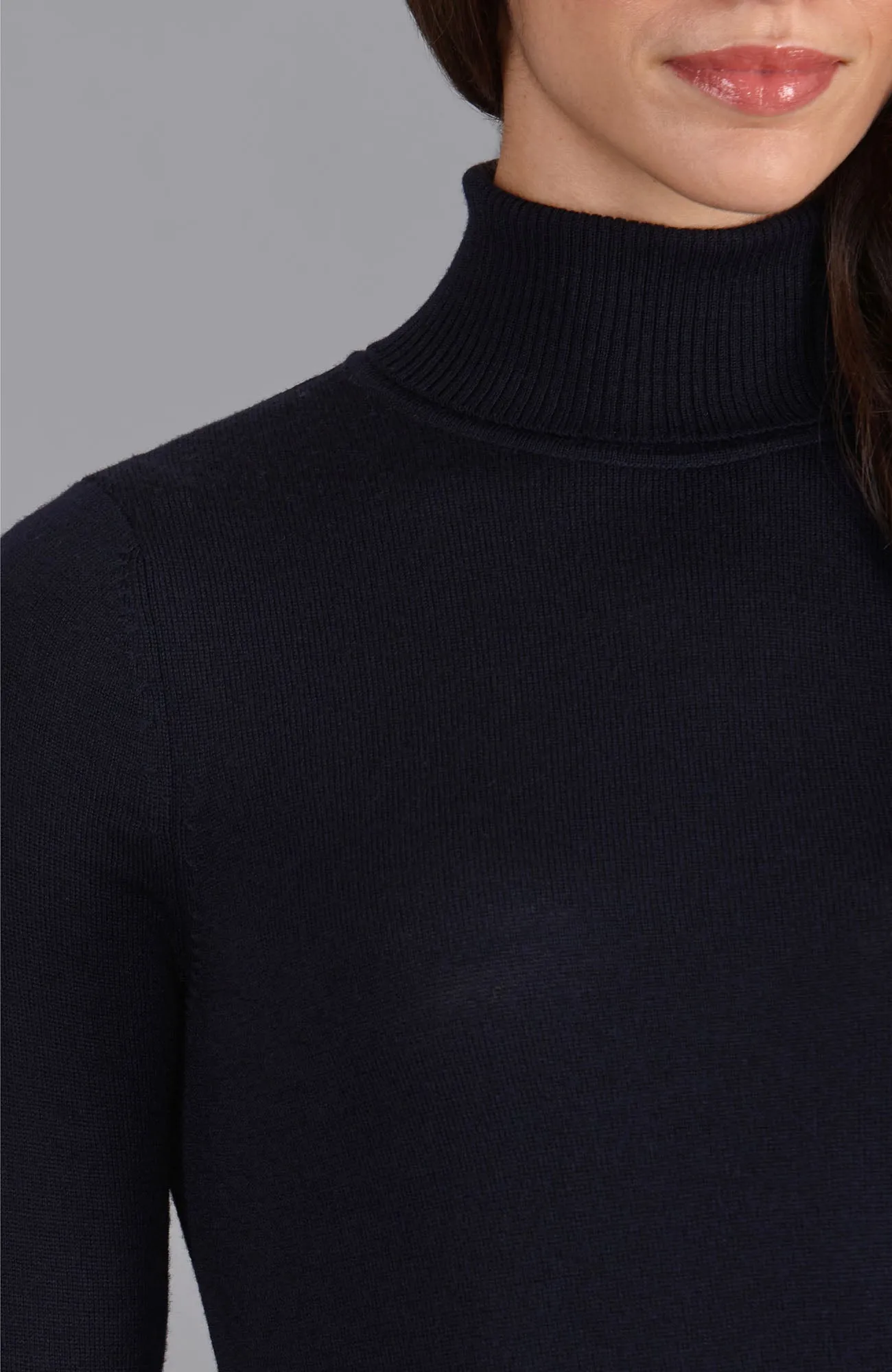 Womens Pure Extra Fine Merino Wool Roll Neck Jumper